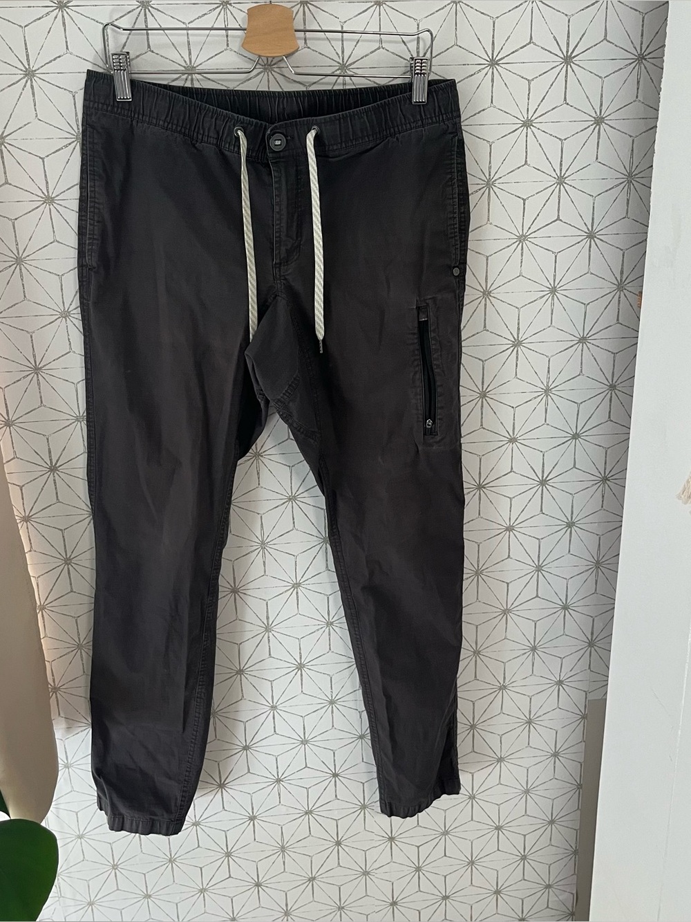 Vuori RipStop Pant Charcoal Slim